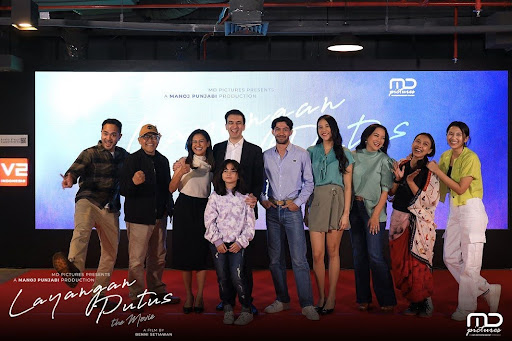 Potret Kebersamaan Para Pemeran Saat Syukuran Film Layangan Putus